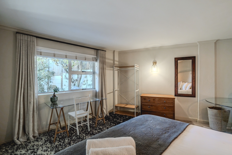 To Let 2 Bedroom Property for Rent in Camps Bay Western Cape